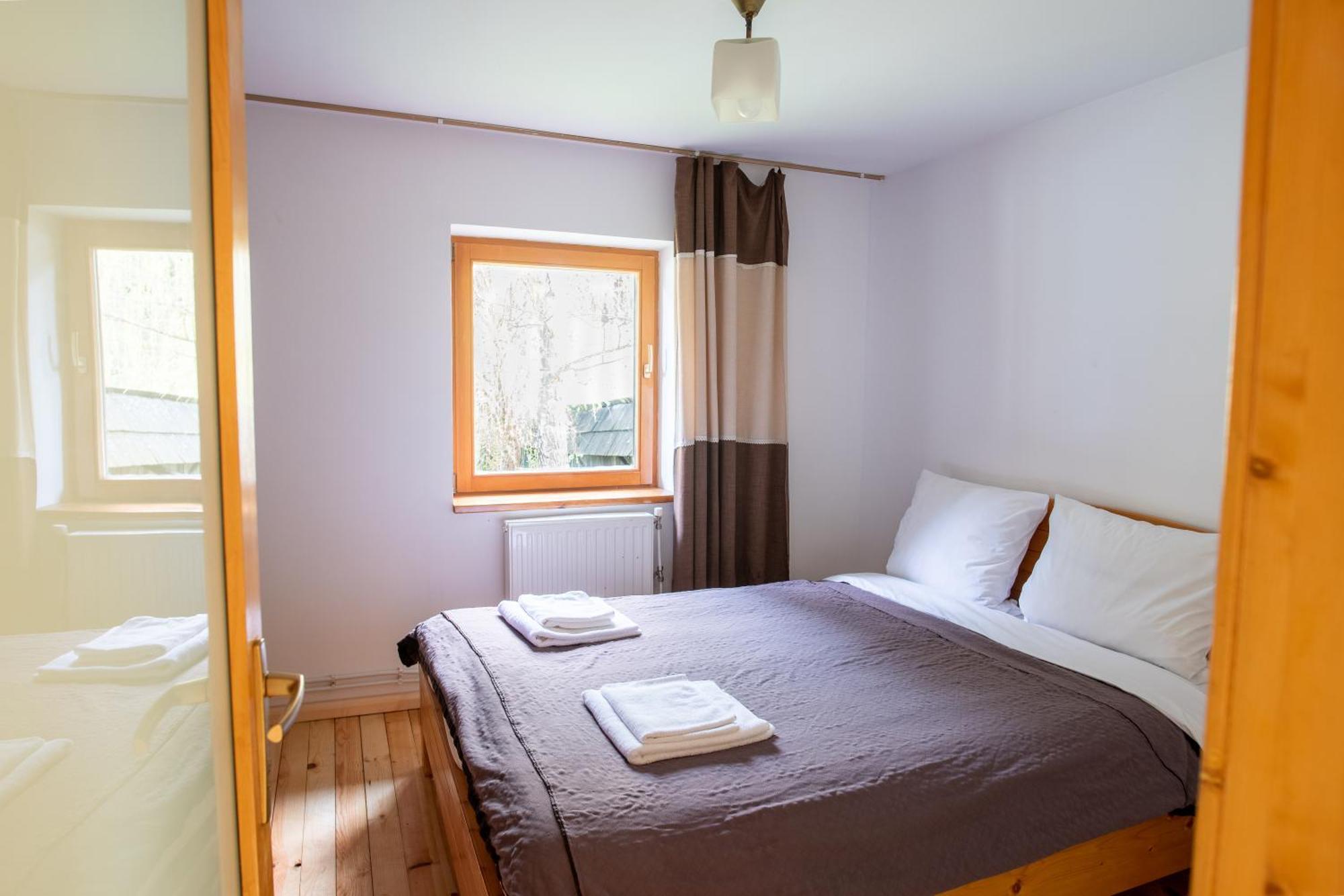 Pensiunea Casa Bunicilor Mînăstirea Humorului 部屋 写真