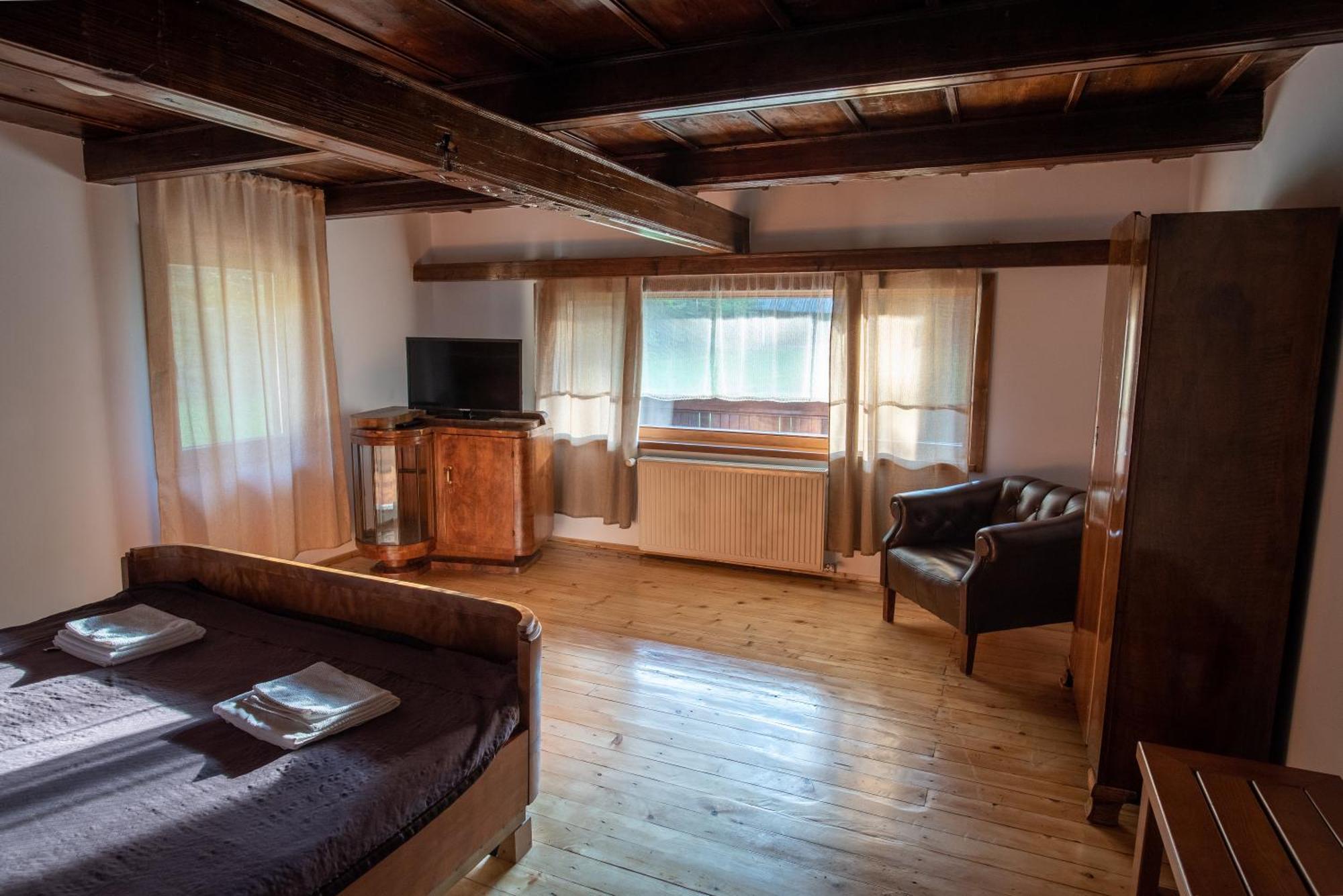 Pensiunea Casa Bunicilor Mînăstirea Humorului 部屋 写真