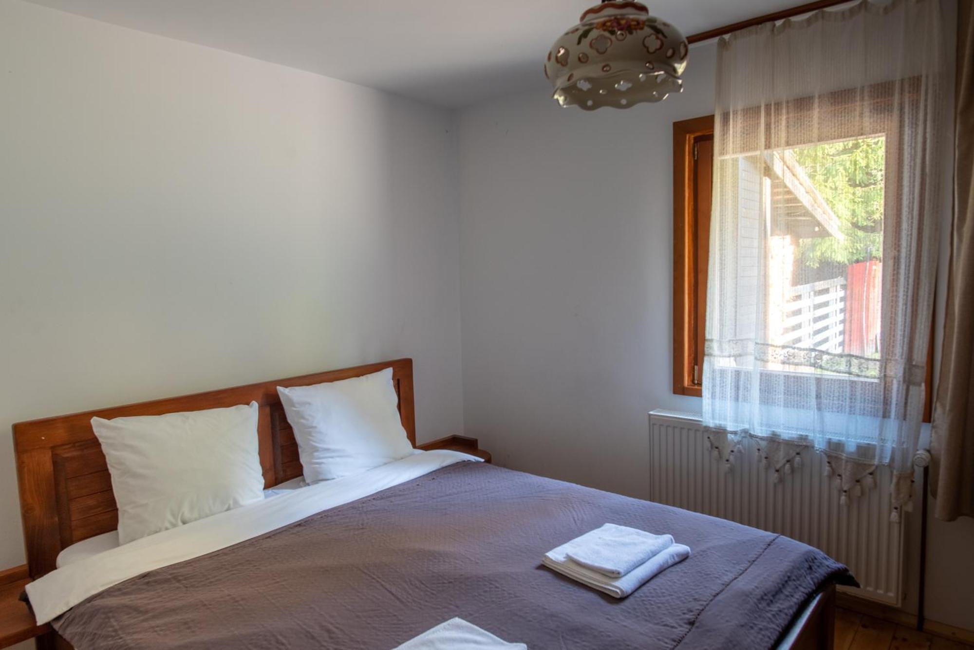 Pensiunea Casa Bunicilor Mînăstirea Humorului 部屋 写真