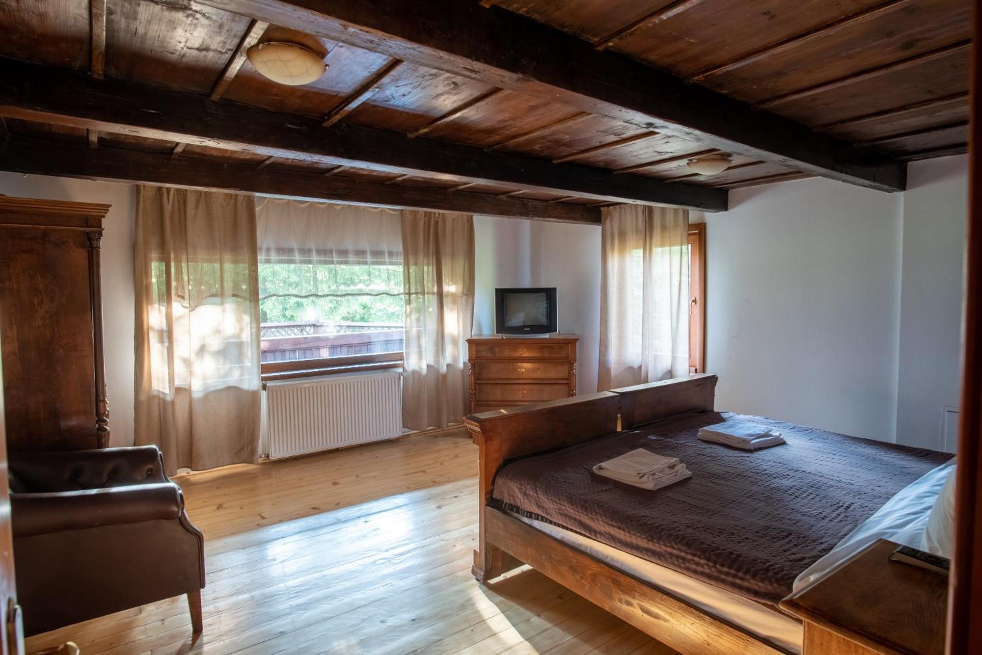 Pensiunea Casa Bunicilor Mînăstirea Humorului 部屋 写真
