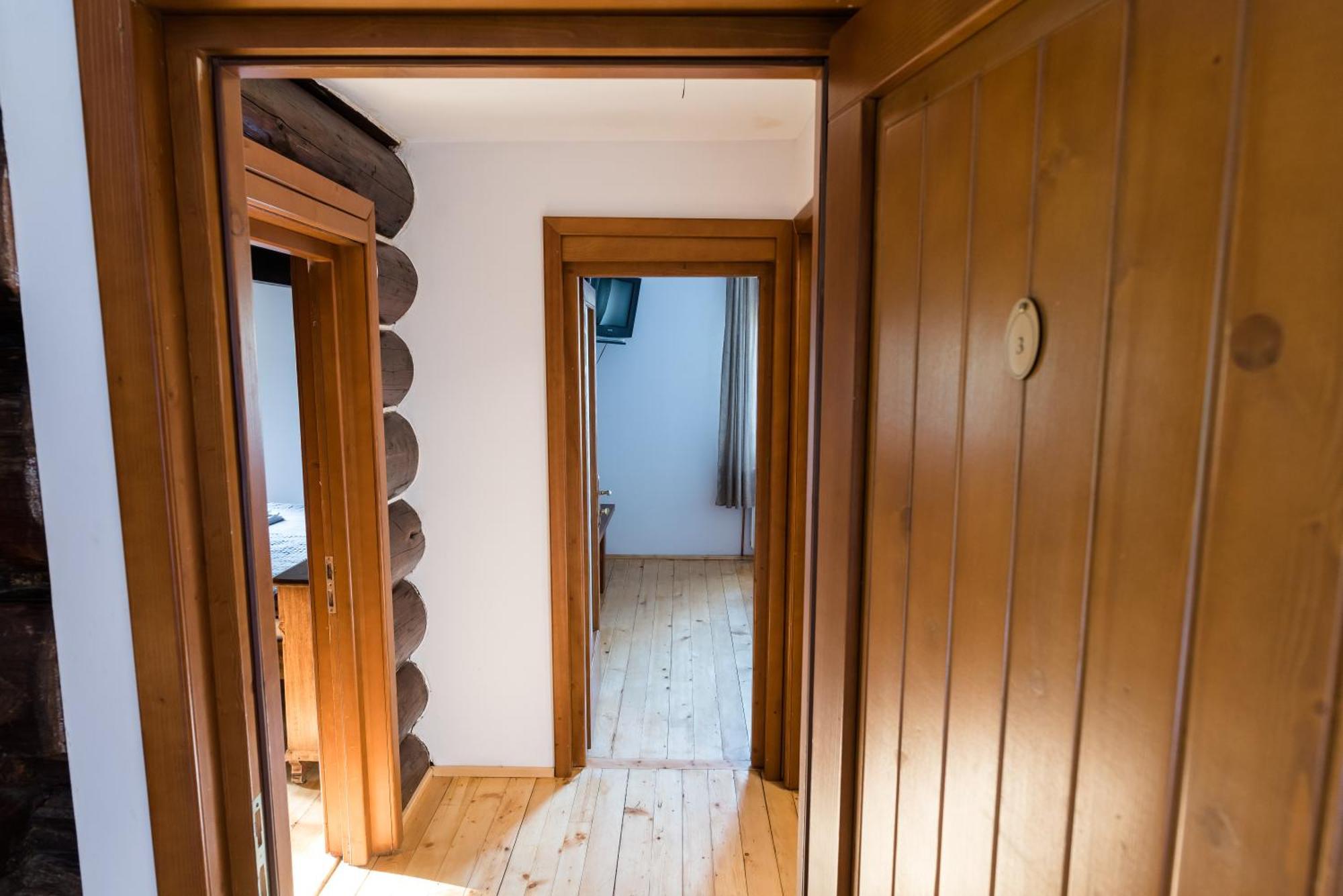 Pensiunea Casa Bunicilor Mînăstirea Humorului 部屋 写真