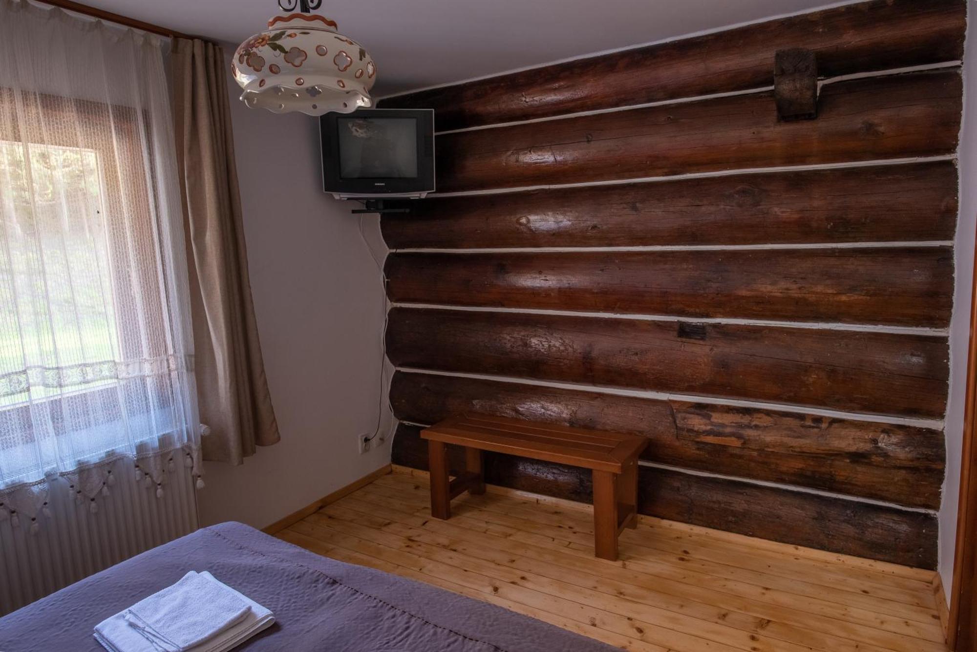 Pensiunea Casa Bunicilor Mînăstirea Humorului 部屋 写真